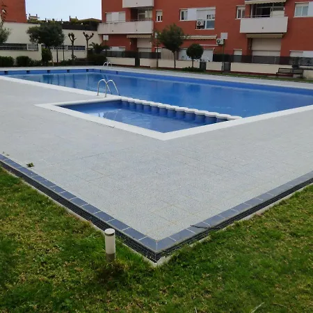 Nexthome & Pool يوريت دي مار